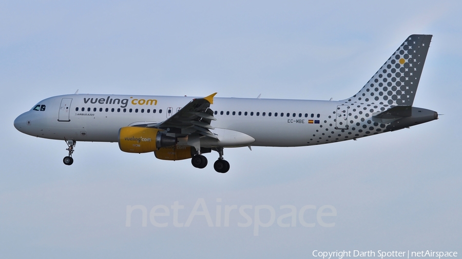 Vueling Airbus A320-214 (EC-MBE) | Photo 220464