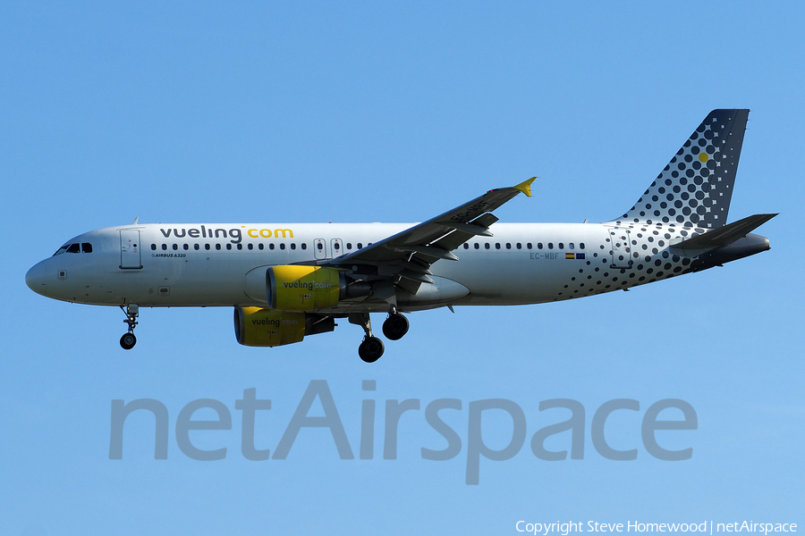 Vueling Airbus A320-214 (EC-MBF) | Photo 174543