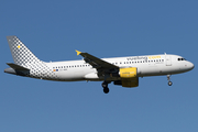 Vueling Airbus A320-214 (EC-MBK) at  Zurich - Kloten, Switzerland