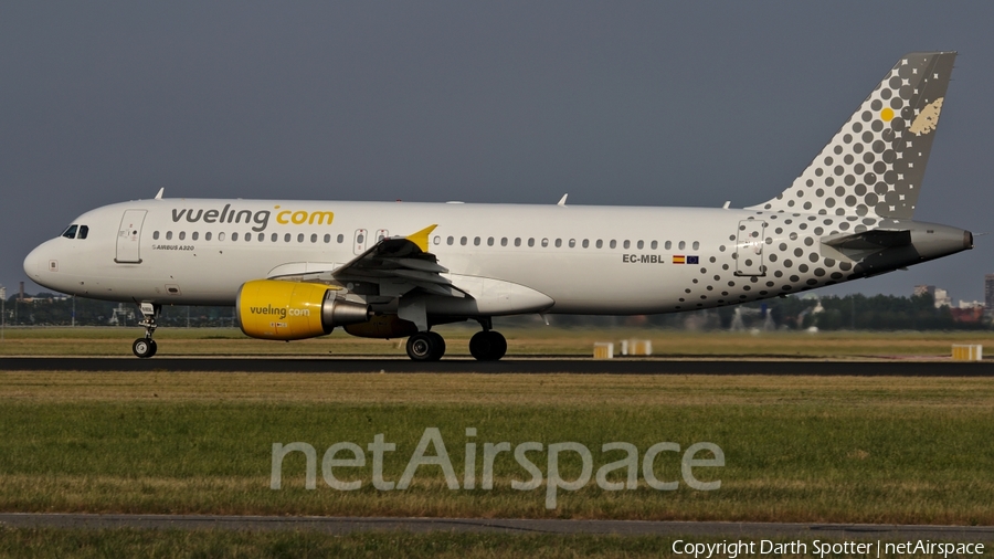 Vueling Airbus A320-214 (EC-MBL) | Photo 230426