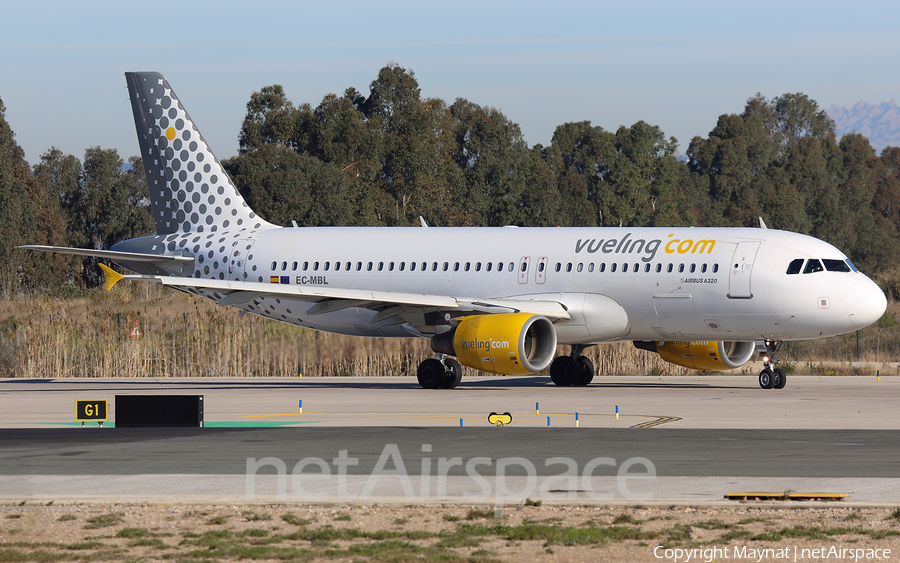 Vueling Airbus A320-214 (EC-MBL) | Photo 306246