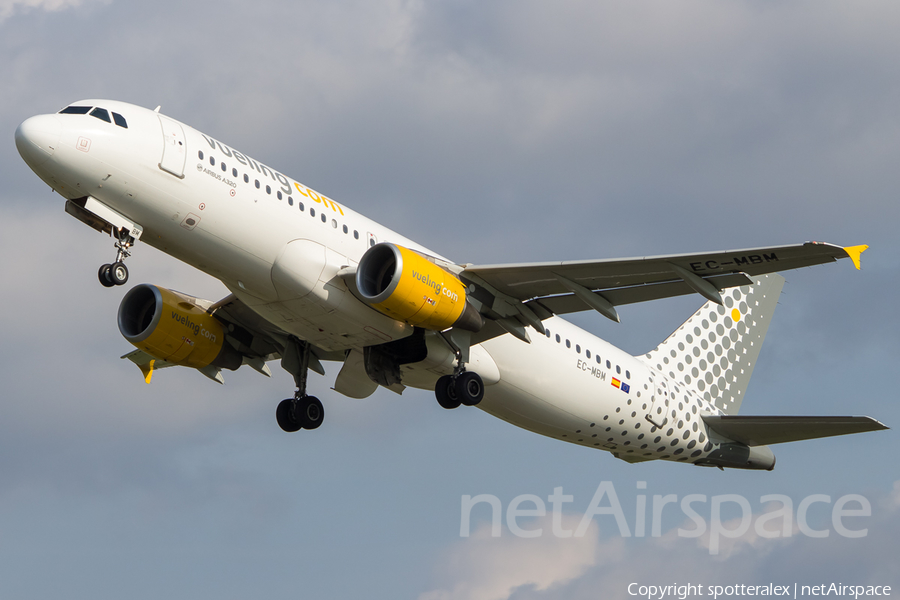 Vueling Airbus A320-214 (EC-MBM) | Photo 121373