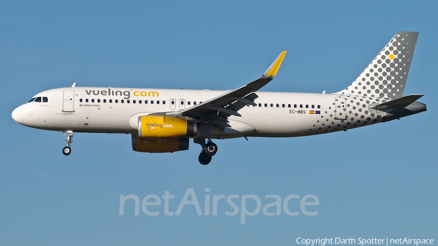 Vueling Airbus A320-232 (EC-MBS) | Photo 358231