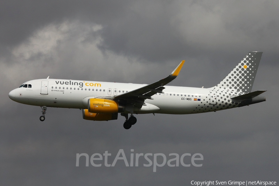 Vueling Airbus A320-232 (EC-MBS) | Photo 106228