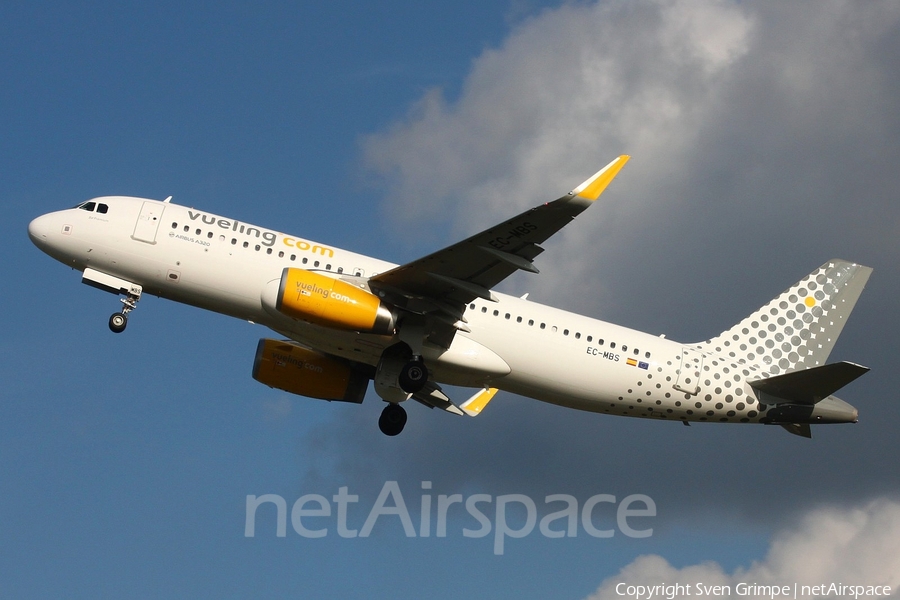 Vueling Airbus A320-232 (EC-MBS) | Photo 58240