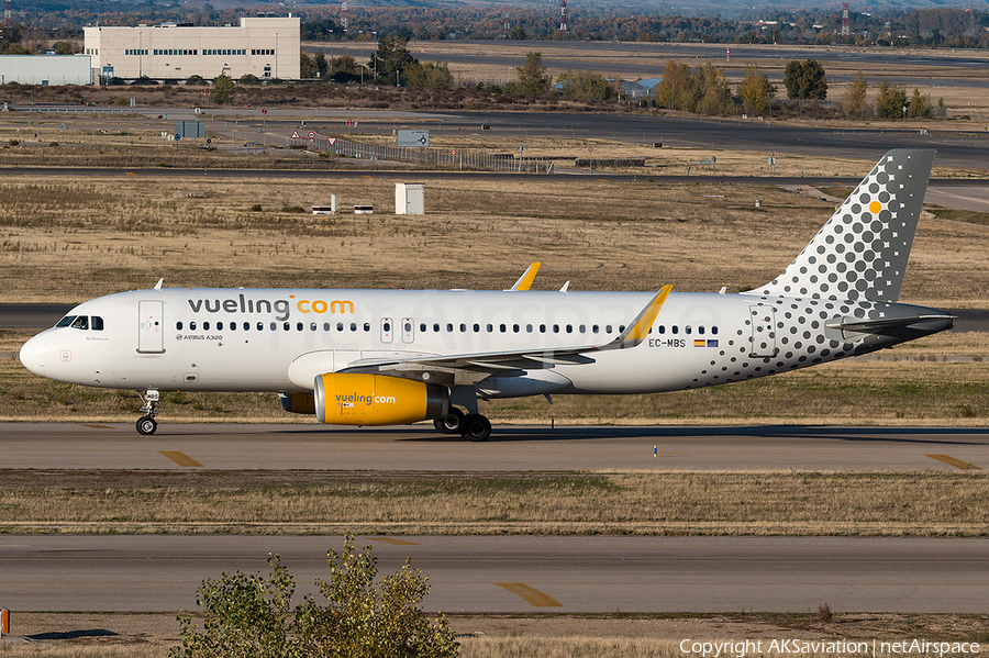 Vueling Airbus A320-232 (EC-MBS) | Photo 166934