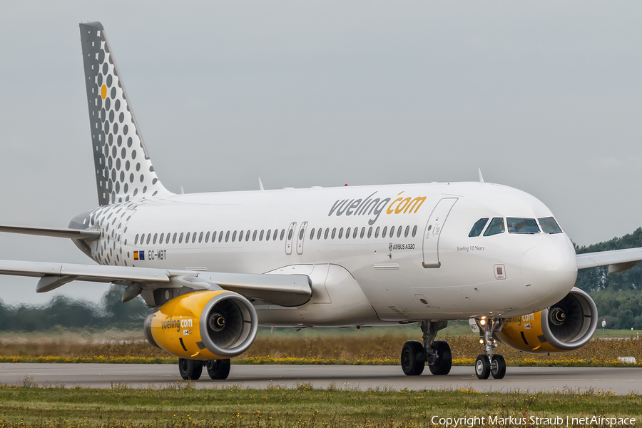Vueling Airbus A320-232 (EC-MBT) | Photo 247090