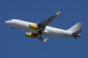Vueling Airbus A320-232 (EC-MBT) at  Milan - Malpensa, Italy