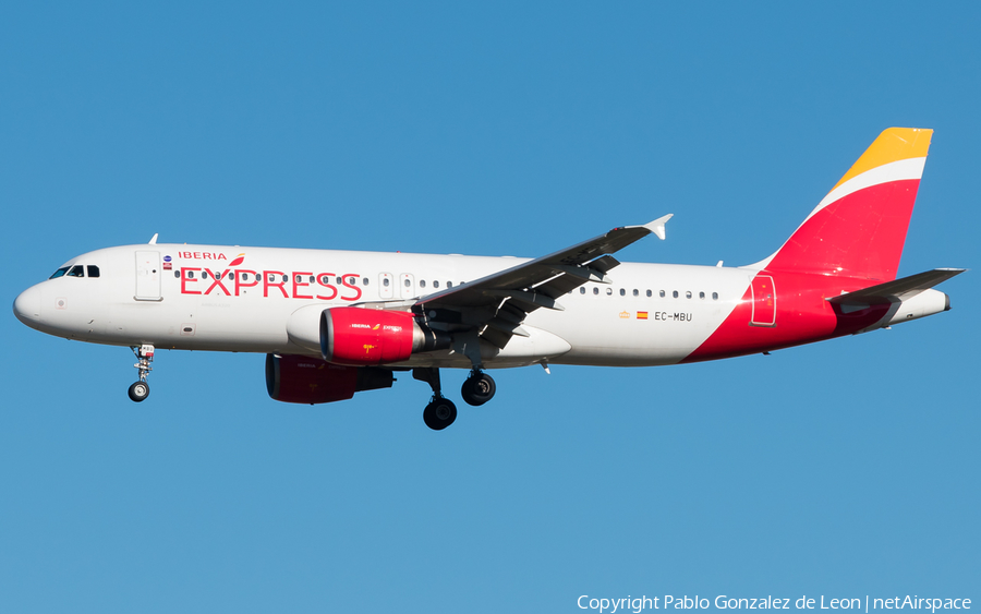 Iberia Express Airbus A320-214 (EC-MBU) | Photo 339034
