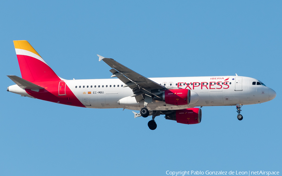 Iberia Express Airbus A320-214 (EC-MBU) | Photo 339035