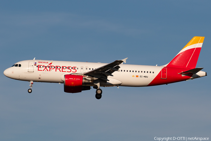 Iberia Express Airbus A320-214 (EC-MBU) | Photo 376200