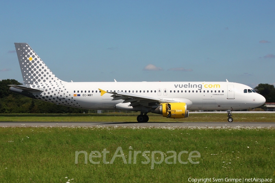 Vueling Airbus A320-214 (EC-MBY) | Photo 117960