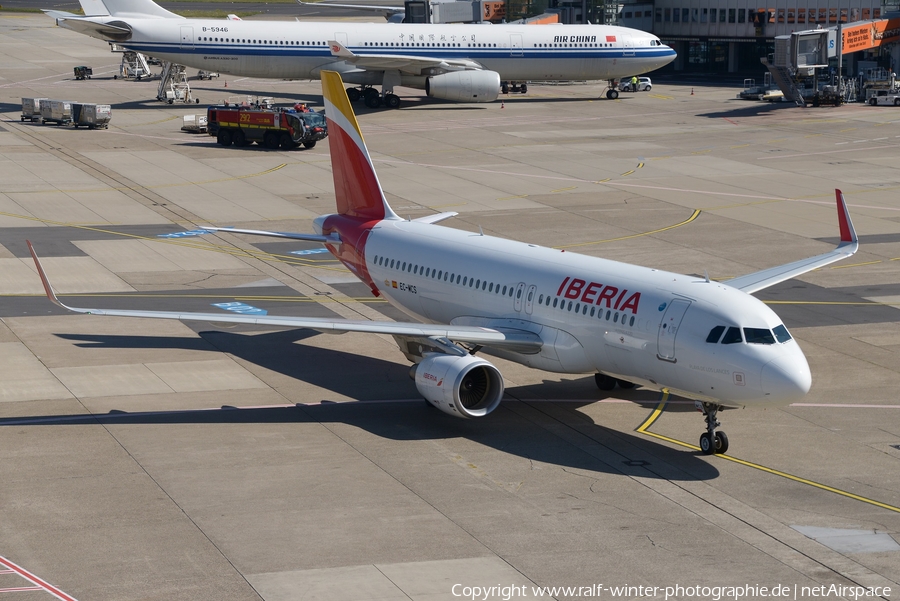 Iberia Airbus A320-214 (EC-MCS) | Photo 371065