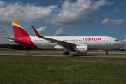 Iberia Airbus A320-214 (EC-MCS) at  Hamburg - Fuhlsbuettel (Helmut Schmidt), Germany