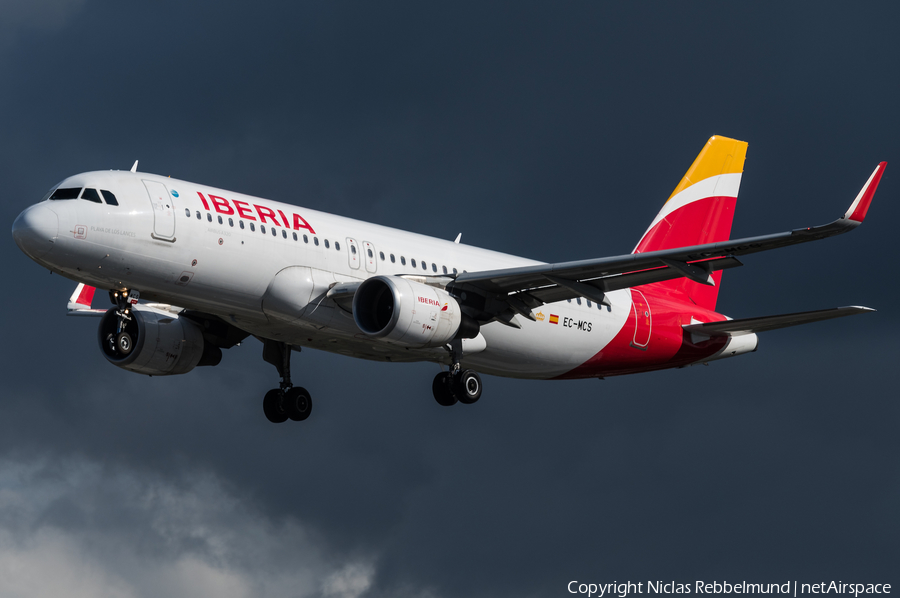 Iberia Airbus A320-214 (EC-MCS) | Photo 266241