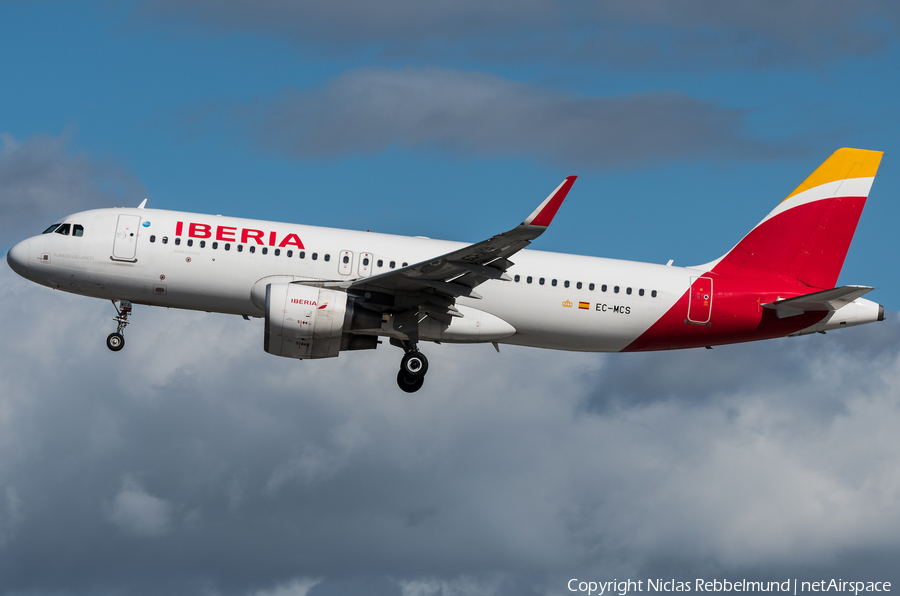 Iberia Airbus A320-214 (EC-MCS) | Photo 266242
