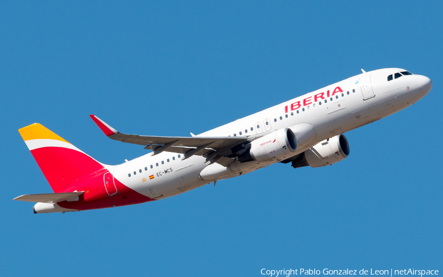 Iberia Airbus A320-214 (EC-MCS) | Photo 365926