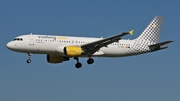 Vueling Airbus A320-214 (EC-MCU) at  Barcelona - El Prat, Spain