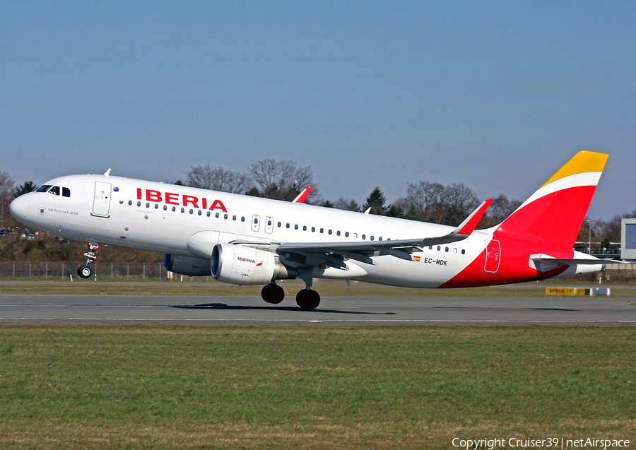 Iberia Airbus A320-214 (EC-MDK) | Photo 106877