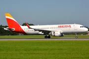 Iberia Airbus A320-214 (EC-MDK) at  Hamburg - Fuhlsbuettel (Helmut Schmidt), Germany