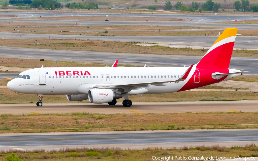 Iberia Airbus A320-214 (EC-MDK) | Photo 339275