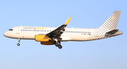 Vueling Airbus A320-232 (EC-MDZ) at  Barcelona - El Prat, Spain