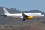 Vueling Airbus A320-232 (EC-MDZ) at  Gran Canaria, Spain