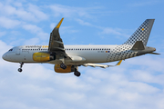 Vueling Airbus A320-232 (EC-MEA) at  Barcelona - El Prat, Spain