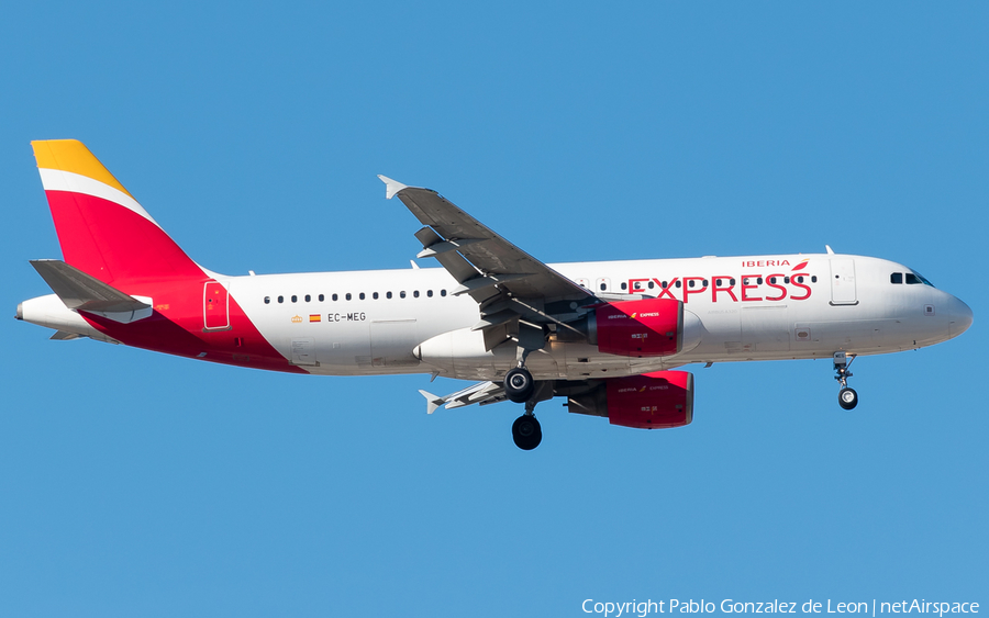 Iberia Express Airbus A320-214 (EC-MEG) | Photo 339040