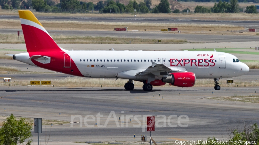 Iberia Express Airbus A320-214 (EC-MEH) | Photo 236065