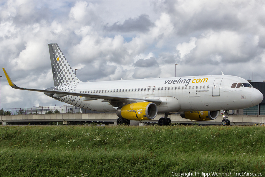 Vueling Airbus A320-232 (EC-MEL) | Photo 117666