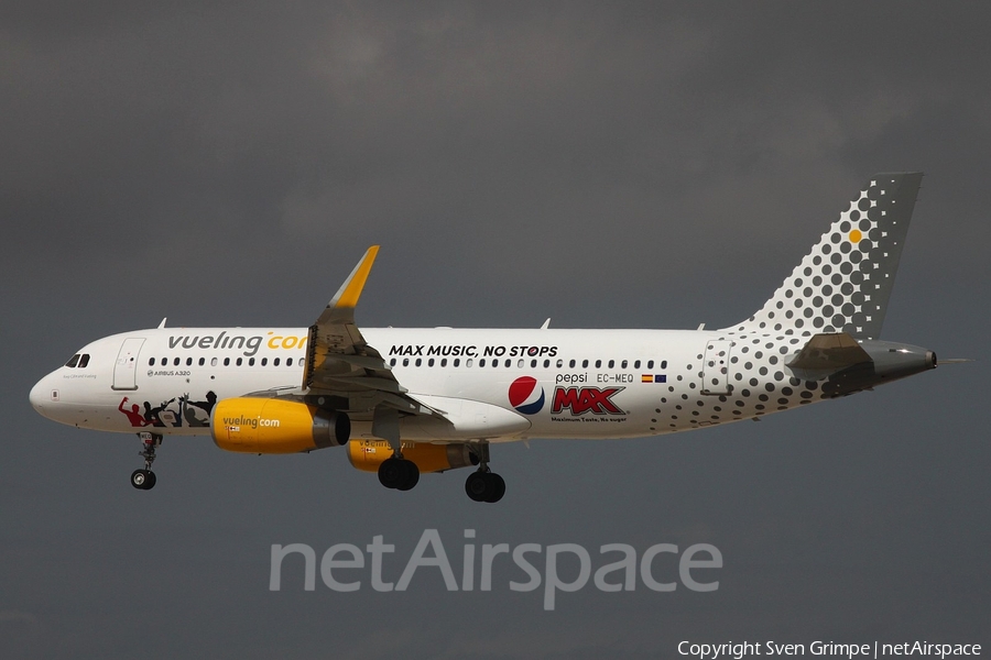 Vueling Airbus A320-232 (EC-MEQ) | Photo 105547