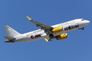 Vueling Airbus A320-232 (EC-MEQ) at  Barcelona - El Prat, Spain