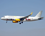 Vueling Airbus A320-232 (EC-MEQ) at  Barcelona - El Prat, Spain