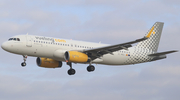 Vueling Airbus A320-232 (EC-MEQ) at  Barcelona - El Prat, Spain