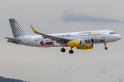 Vueling Airbus A320-232 (EC-MEQ) at  Barcelona - El Prat, Spain