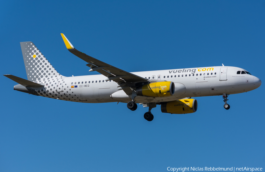 Vueling Airbus A320-232 (EC-MEQ) | Photo 228804