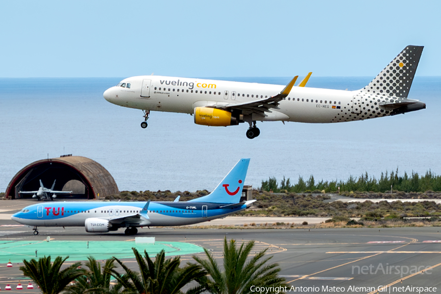 Vueling Airbus A320-232 (EC-MEQ) | Photo 626460