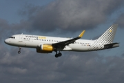 Vueling Airbus A320-214 (EC-MES) at  Hamburg - Fuhlsbuettel (Helmut Schmidt), Germany
