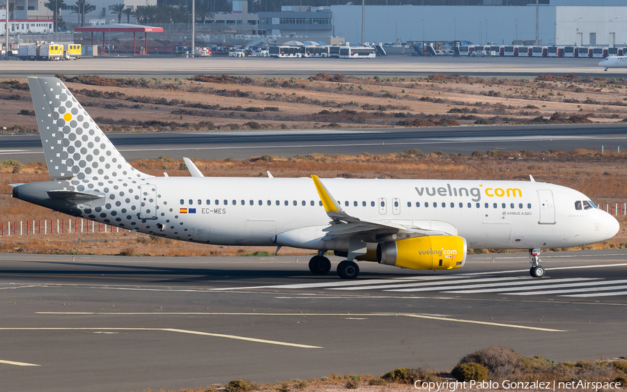 Vueling Airbus A320-214 (EC-MES) | Photo 334207