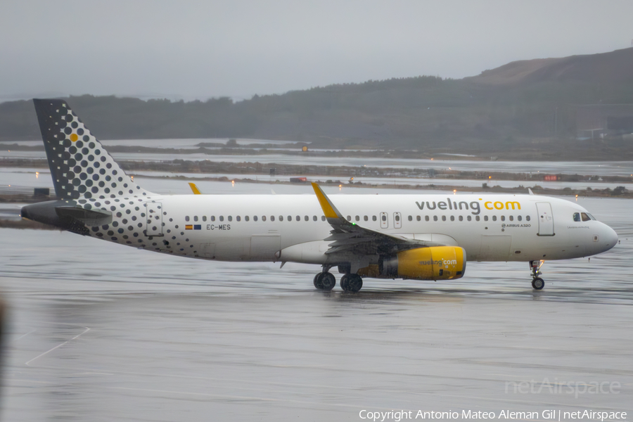 Vueling Airbus A320-214 (EC-MES) | Photo 626157