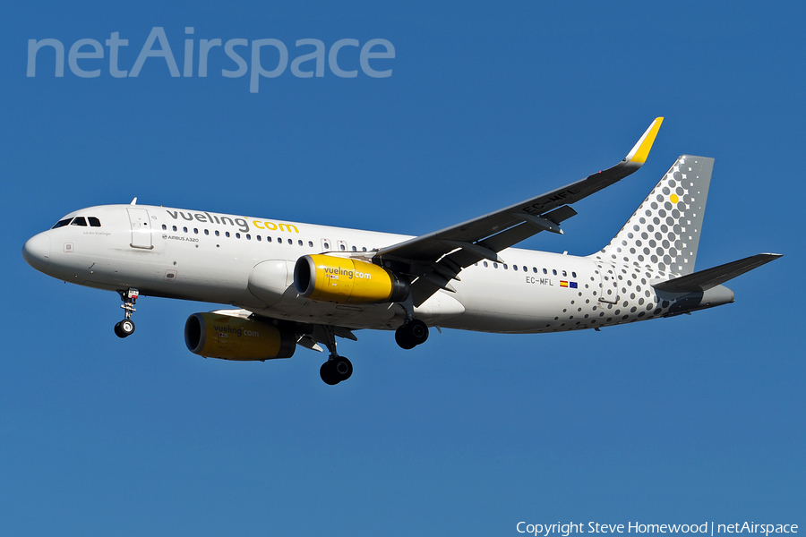 Vueling Airbus A320-232 (EC-MFL) | Photo 281502