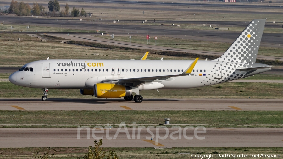 Vueling Airbus A320-232 (EC-MFL) | Photo 233509