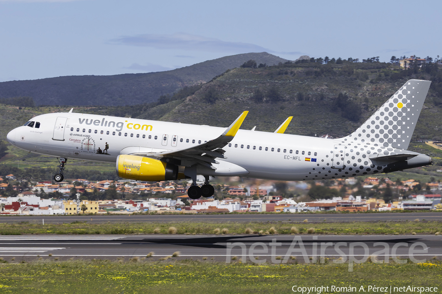 Vueling Airbus A320-232 (EC-MFL) | Photo 674272