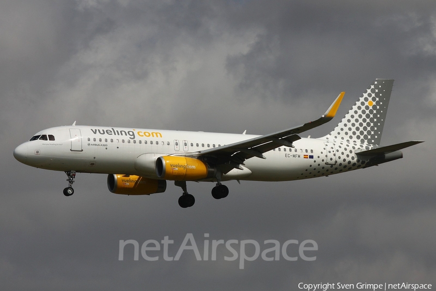 Vueling Airbus A320-232 (EC-MFM) | Photo 106926