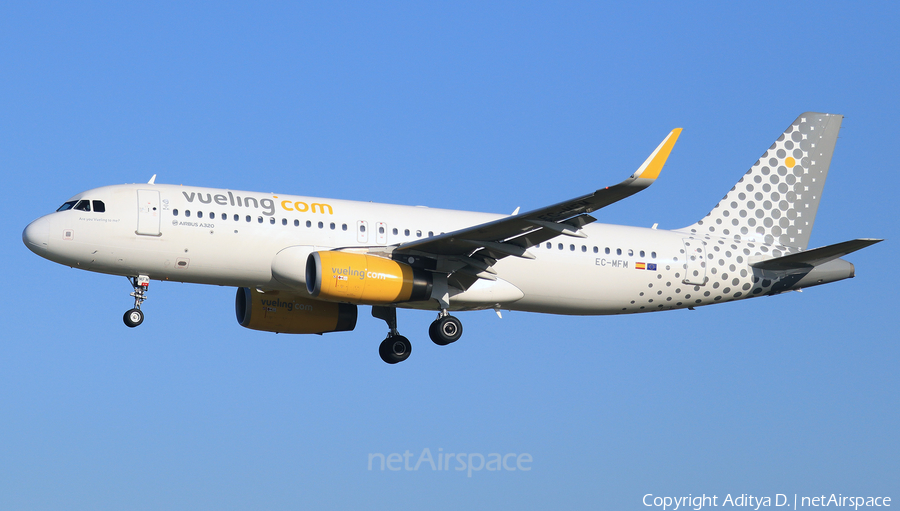 Vueling Airbus A320-232 (EC-MFM) | Photo 359527