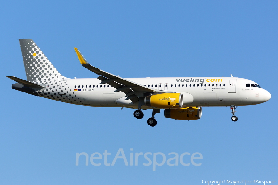 Vueling Airbus A320-232 (EC-MFN) | Photo 149948