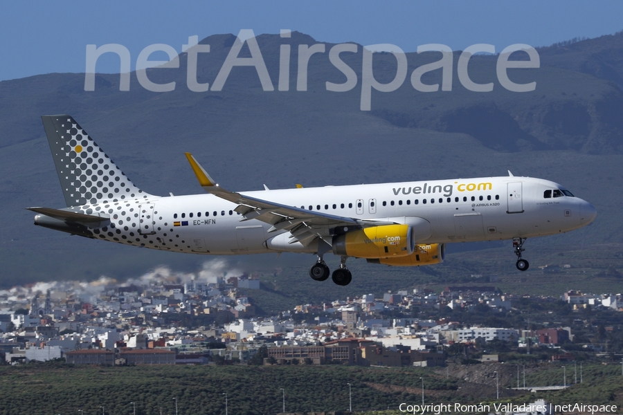 Vueling Airbus A320-232 (EC-MFN) | Photo 337658