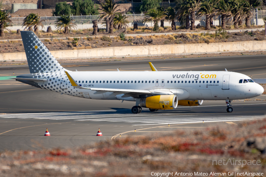 Vueling Airbus A320-232 (EC-MFN) | Photo 638153
