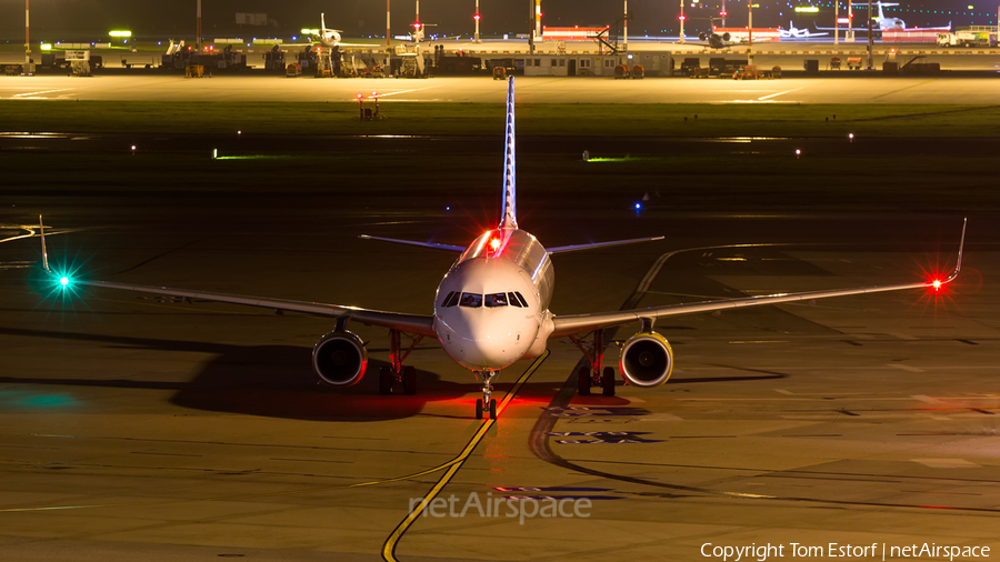 Vueling Airbus A320-232 (EC-MGE) | Photo 126264